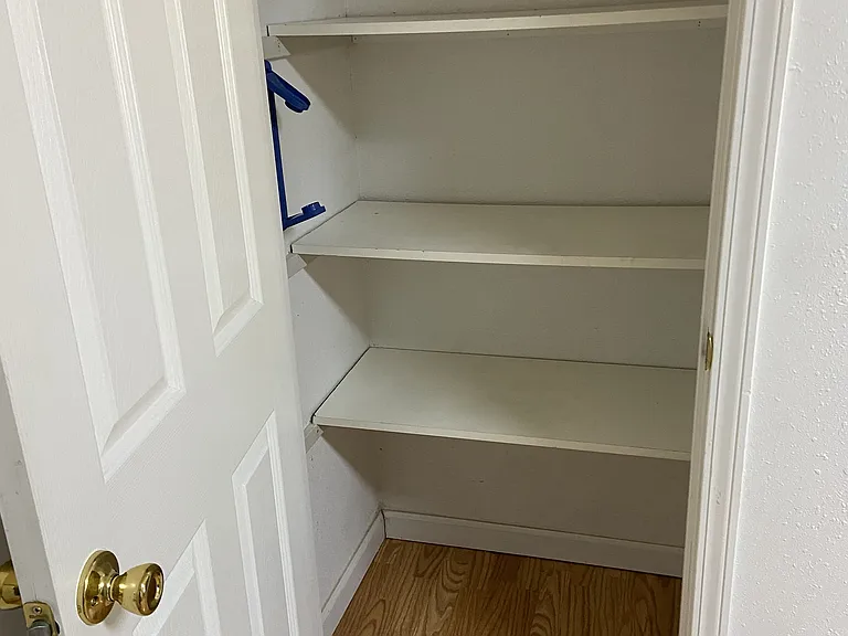 1232 Lawnridge Ave — Photo 3