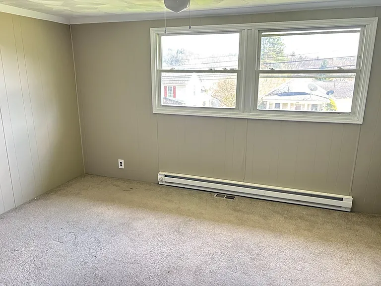 120 Main St — Photo 8