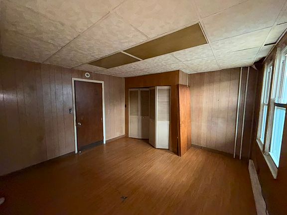 5th image of 833 Walnut Ave