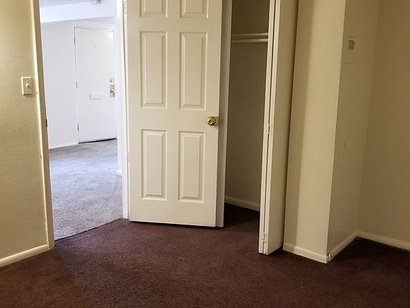 5th image of 1031 1/2 E 20th St #3B-1Ba