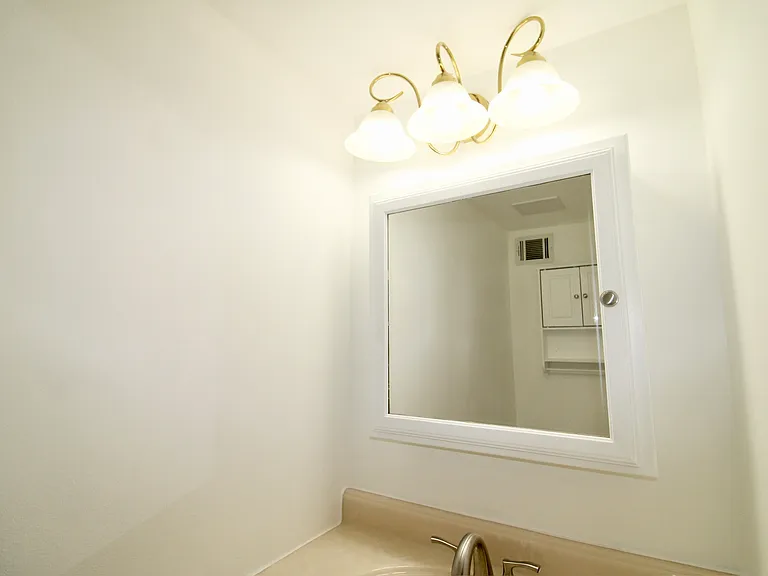 8501 Buckeye Ct — Photo 7