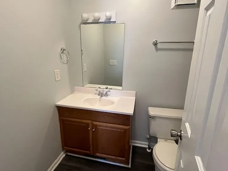 1843 Savannah Ct — Photo 52