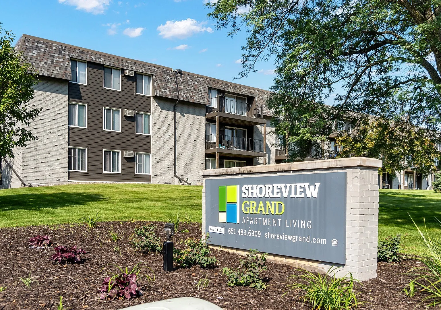 Shoreview Grand — Photo 1