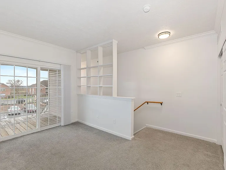 The Heights at Bridgewater — Photo 15