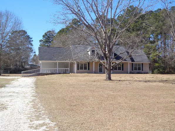 504 Blackman Rd, Dothan, AL 36301
