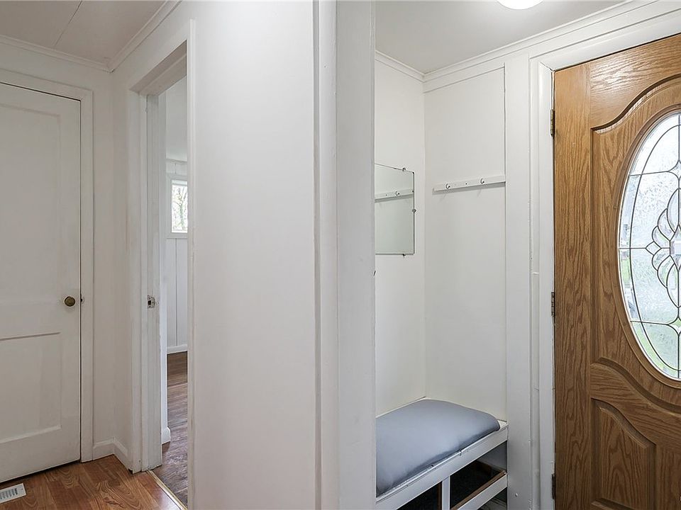 116 Hinsdale Rd, Camillus, NY 13031 MLS S1468837 Zillow