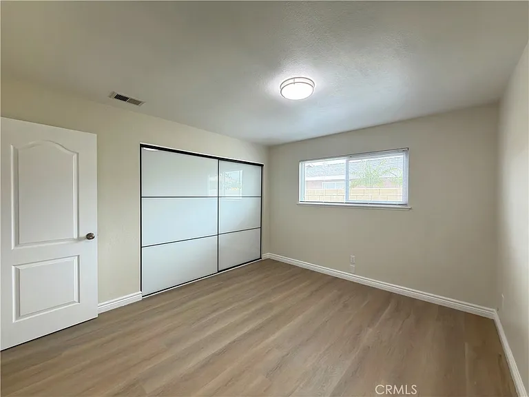 7689 Cornel Ct — Photo 15