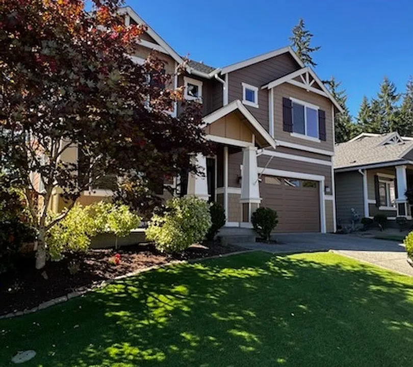 11244 Borgen Loop
