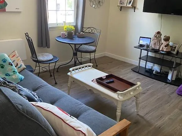 325 Albany Tpke, Canton, CT 06019