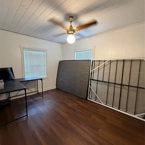 118 E Pine St — Photo 12