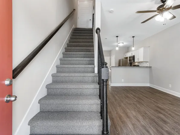 202 Burch Rd, Clarksville, TN