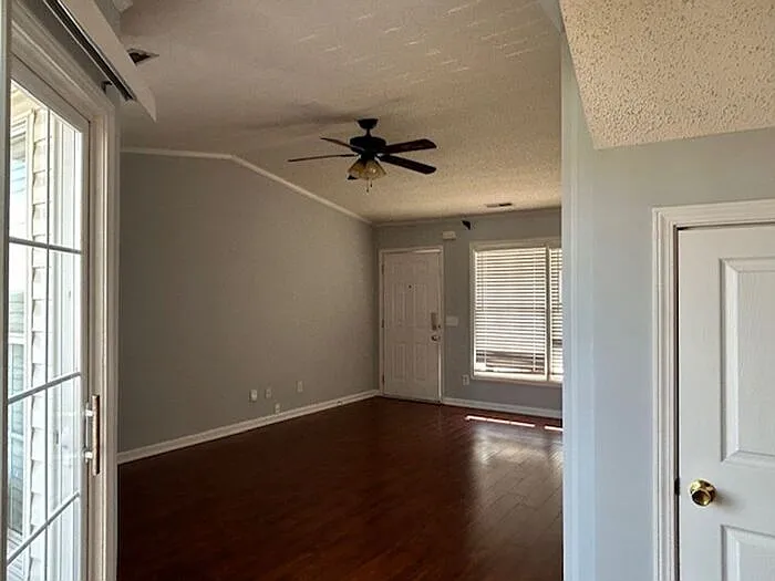 Building Photo - 1041 Brittany Park Dr