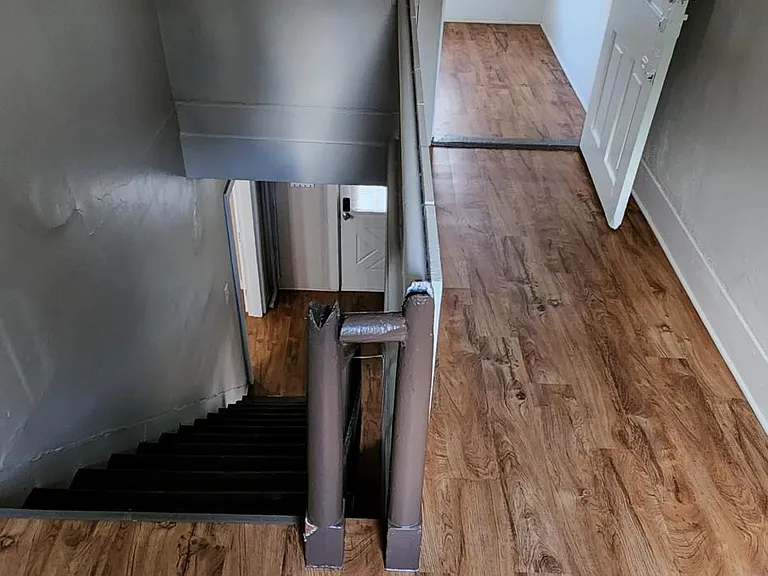 240 W Pike St #HOUSE — Photo 8