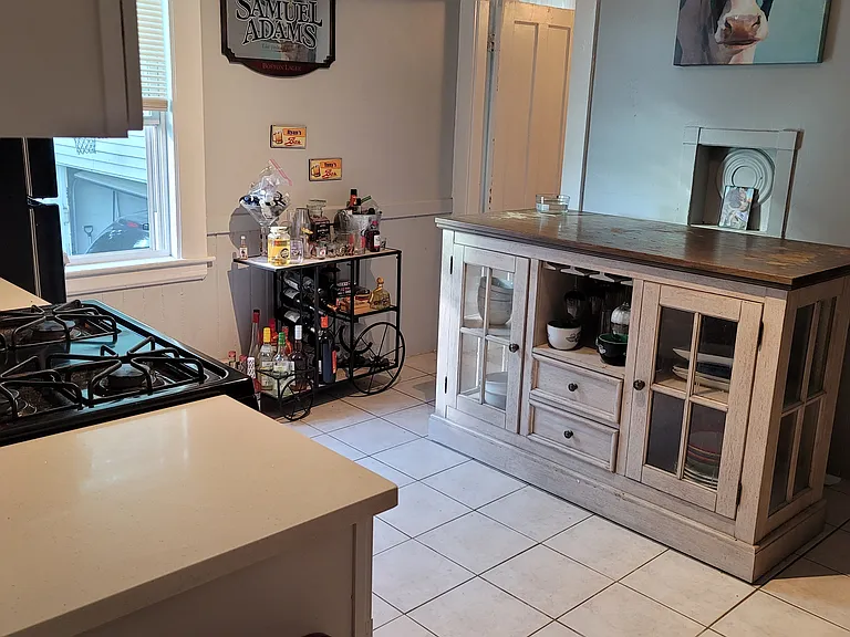 3 Buxton Ct #1 — Photo 5