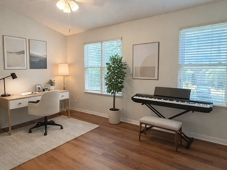 2805 Queen Anne Ct — Photo 26