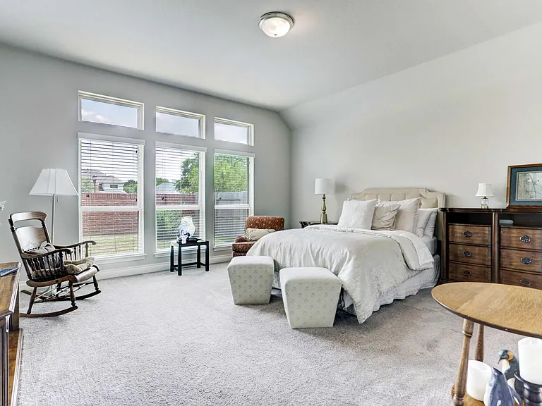 8126 Silverspot Ln — Photo 25