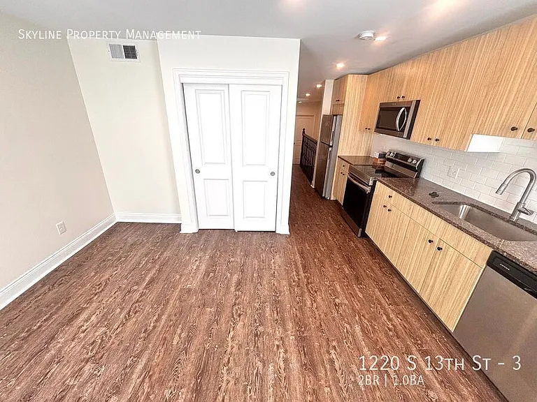 1220 S 13th St #3 — Photo 6