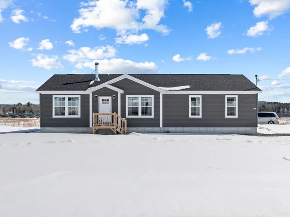 210 Eight Rod Road, Waterville, ME 04901