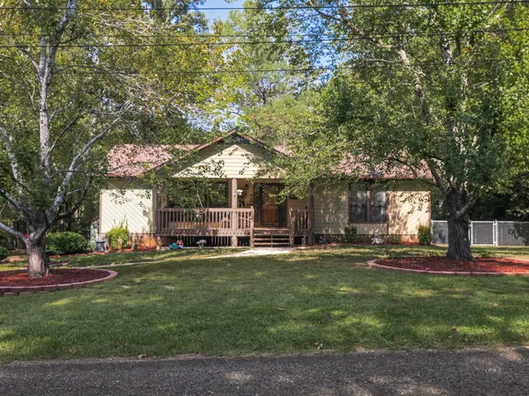 1361 McConnell Ln, Mount Olive, AL 35117