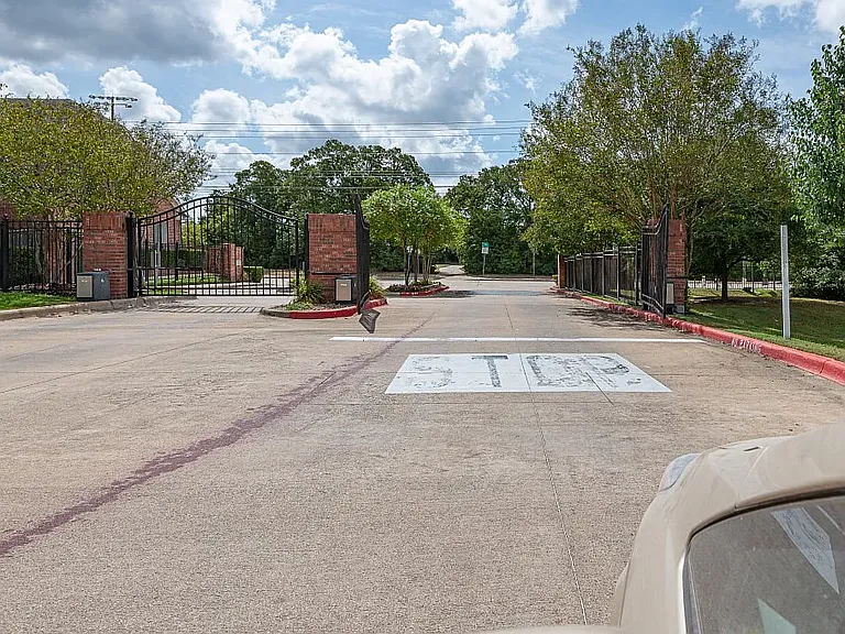 Gated community next to central park and trails and sports complex. Police headquarters nearby makes it a safer neighbourhood.