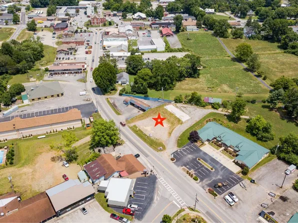 201 Blue Ridge St, Blairsville, GA 30512