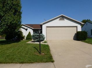 310 Granada Dr, Kendallville, IN