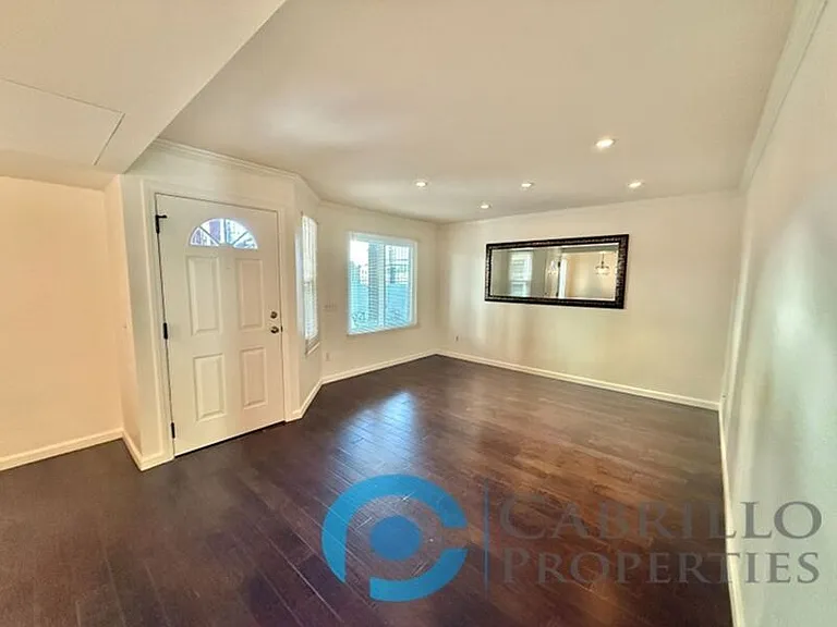2828 Famosa Blvd #102 — Photo 5