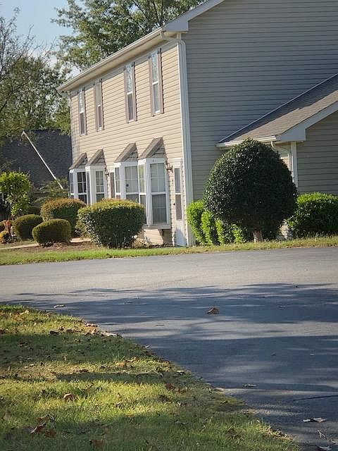 Bracken Lake Townhome Community-Portside Ct