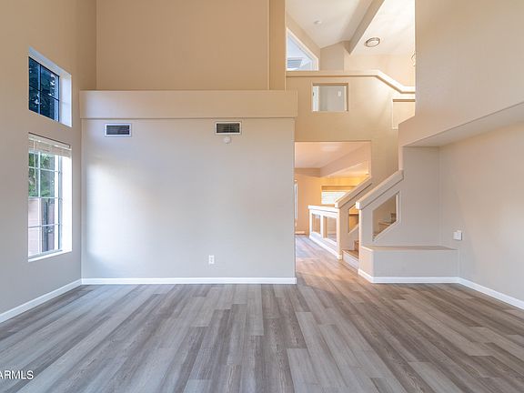 5th image of 15553 W VENTURA Street