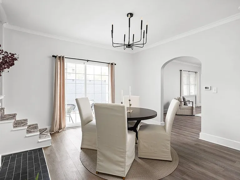 4001 Broadway St — Photo 15