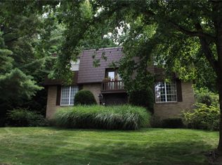 20 Carmel Ct, Pittsburgh, PA 15221