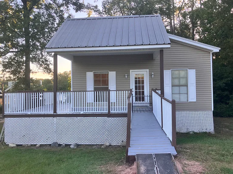 164B Golden Meadow Dr — Photo 7