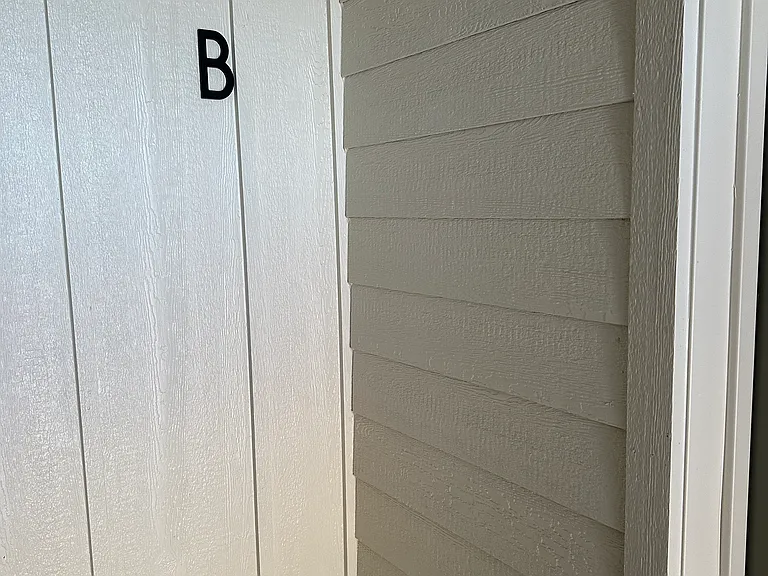 1910 Howling Moon Way #B — Photo 6