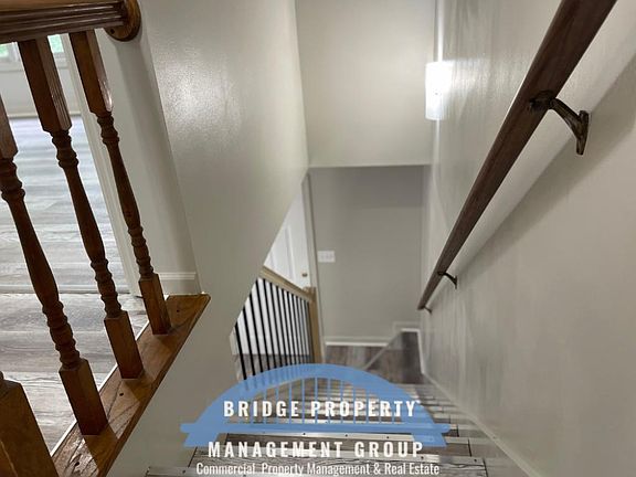 3rd image of 737 41st St NE