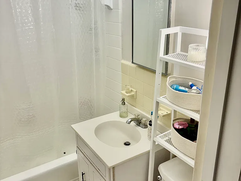 10618 Kenilworth Ave #203 — Photo 5