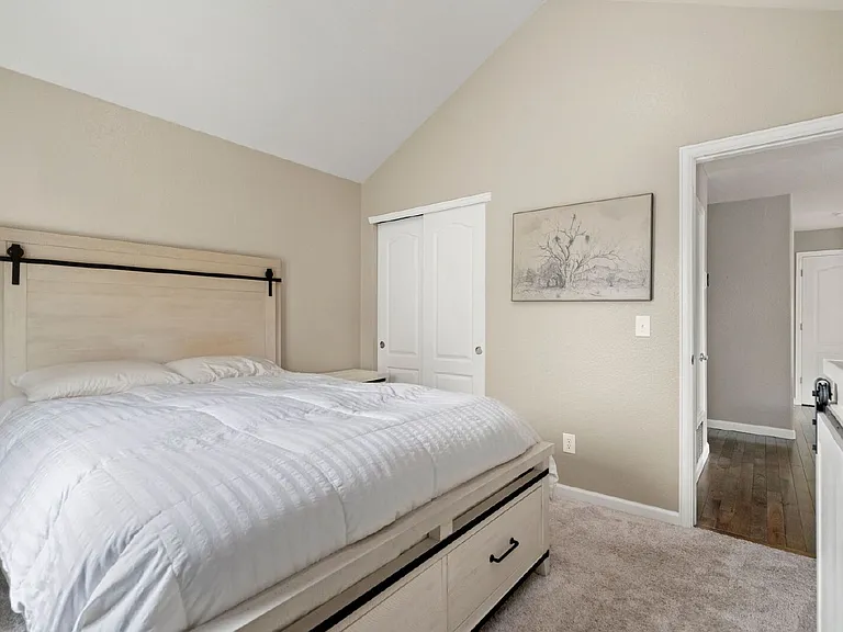 4635 Hahns Peak Dr #204 — Photo 11