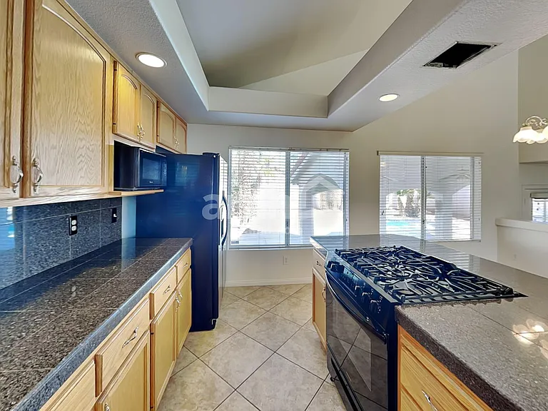 2678 African Violet Ave — Photo 5