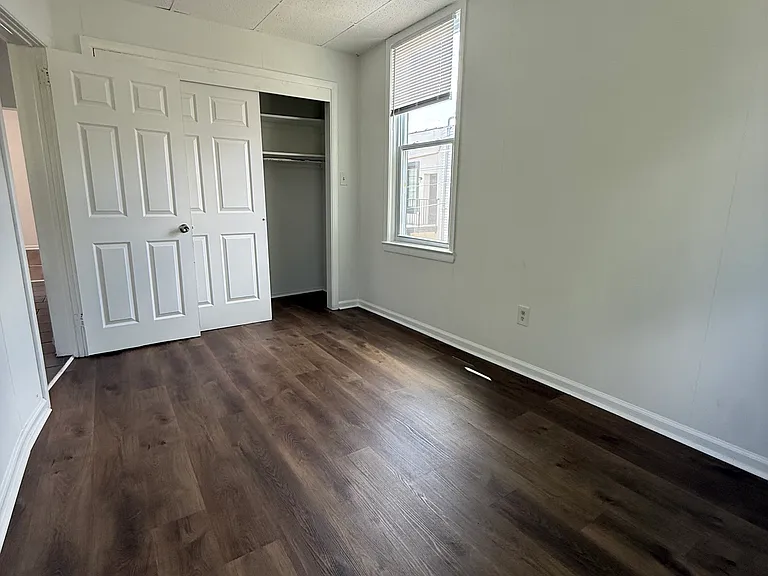 402 Armstrong Ave #2 — Photo 8