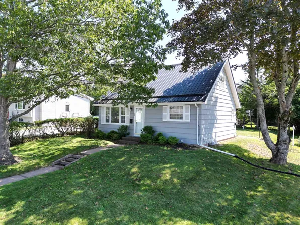 244 Glenwood Dr, Truro, NS B2N 1P9