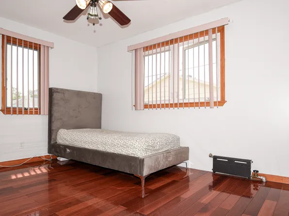 2064 Coleman Street image 10 of 22