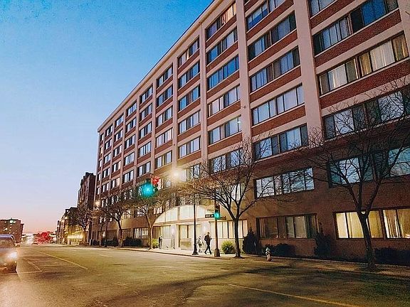 3rd image of 169 Monsignor Obrien Hwy APT 404