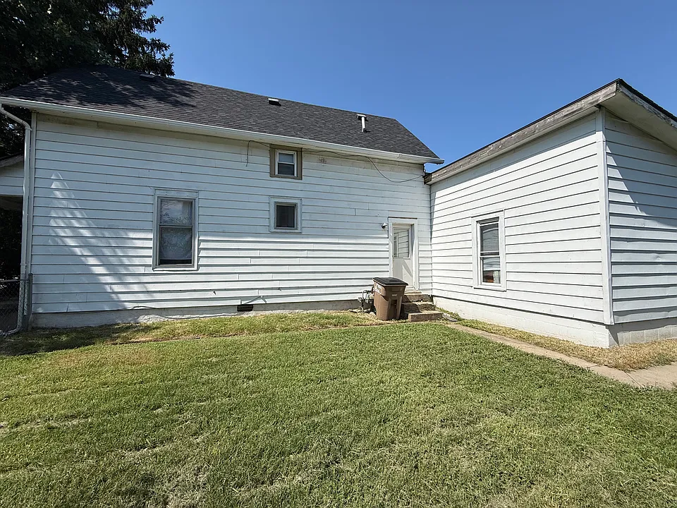 1109 Central Ave #B