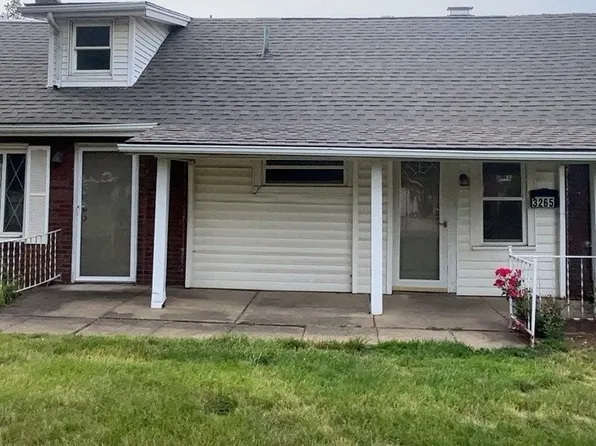 3265 Cleveland Ave S, Canton, OH 44707