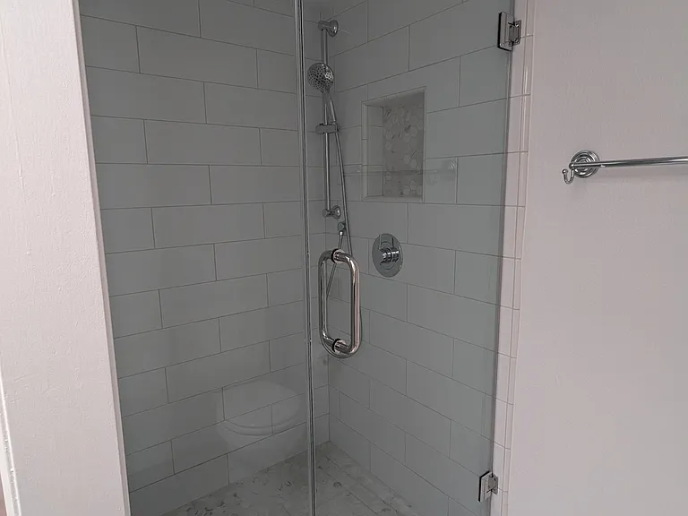 1655 Greenfield Ave #26 — Photo 6