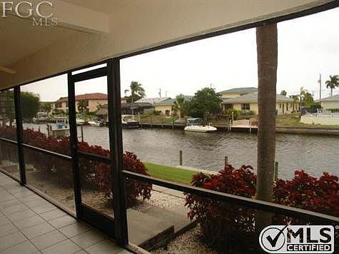 Enjoy the Florida Good Life! Sun, Swim, Boat  & Fish! Live in Paradise under $100,000!