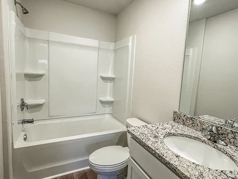 2242 Transatlantic Ave — Photo 18