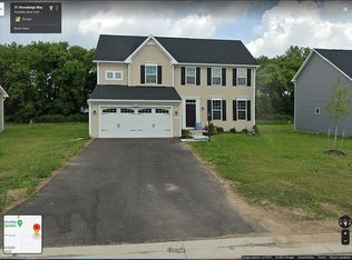31 Stoneledge Way, Penfield, NY 14526