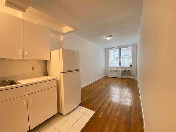 2nd image of 317 W 22nd St APT 1
