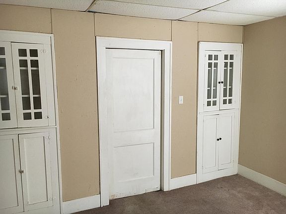 doorway from front room to kitchen