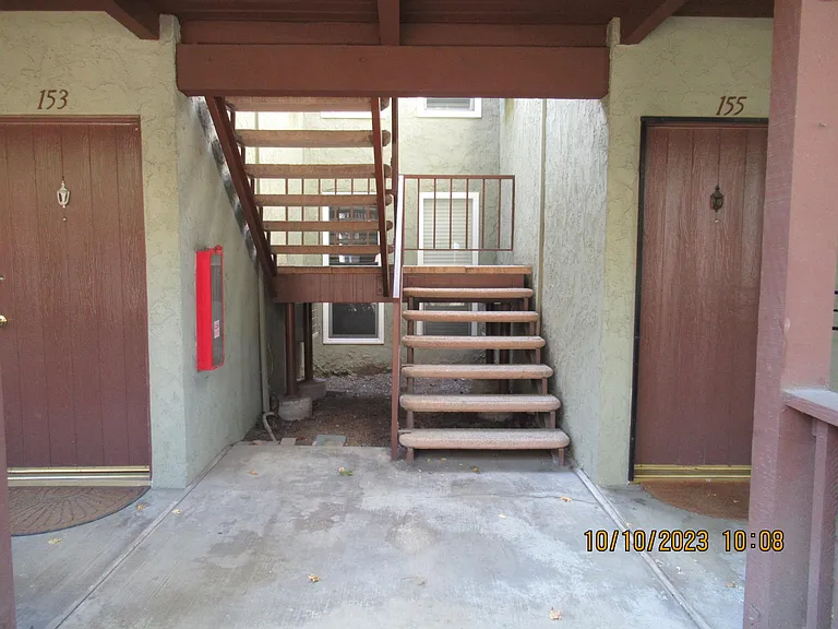 1030 W Macarthur Blvd #154 — Photo 2